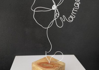 compo vase de 3 roses en papier recyclé